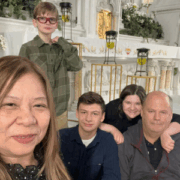 Suyen Silvestri and family
